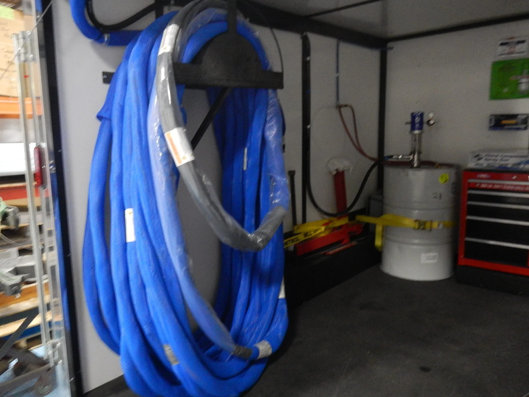 Graco E-20 with heated hose connected